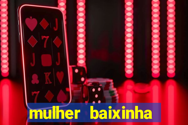 mulher baixinha transando com homens altos