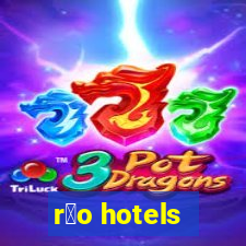 r铆o hotels