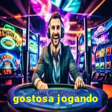 gostosa jogando